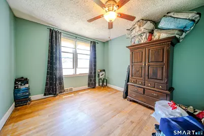 869 Washington Ave Extension, Waterbury, CT 06708 - Photo 28