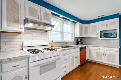 60 Manor Avenue, Waterbury, CT 06705 - Photo 6