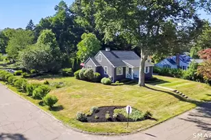 163 Fernwood Rd, Trumbull, CT 06611 - Photo 4