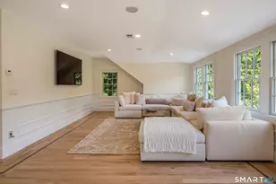 71 Woodford Hills Dr, Avon, CT 06001 - Photo 20