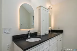 71 Woodford Hills Dr, Avon, CT 06001 - Photo 30