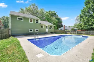 12 Webster Rd, Enfield, CT 06082 - Photo 4