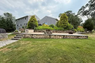 66 Knollwood Dr, Branford, CT 06405 - Photo 6