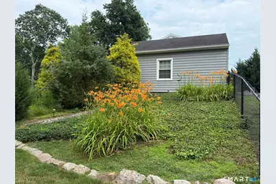 66 Knollwood Drive, Branford, CT 06405 - Photo 4