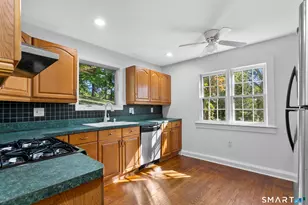 105 Southworth St, Milford, CT 06461 - Photo 4