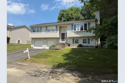 11 Batesmoor Road, Waterbury, CT 06705 - Photo 2