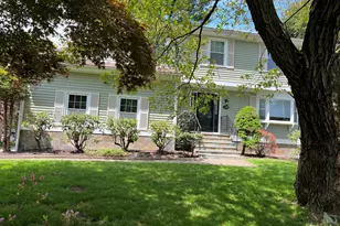 476 Wilson St, Fairfield, CT 06825 - Photo 22