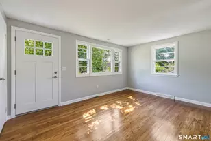 11 Chestnut St, Plymouth, CT 06786 - Photo 10