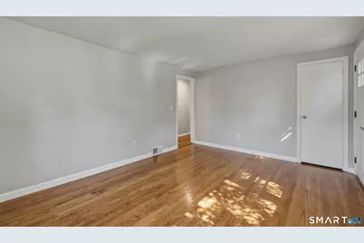 11 Chestnut Street, Plymouth, CT 06786 - Photo 12