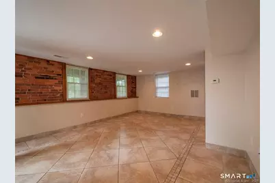 467 Quinnipiac Avenue #1, New Haven, CT 06513 - Photo 2
