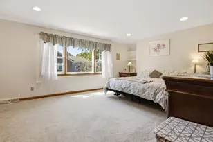 302 Bar Harbor Rd, Stratford, CT 06614 - Photo 16