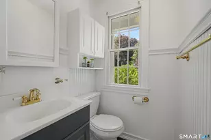 141 Idlewood Dr, Stamford, CT 06905 - Photo 4