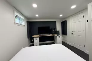 433 Highland Dr, Waterbury, CT 06708 - Photo 20