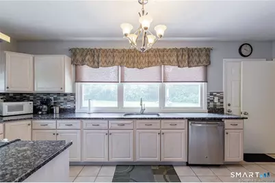 433 Highland Drive, Waterbury, CT 06708 - Photo 12