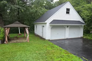 314 Brickyard Rd, Thompson, CT 06255 - Photo 2