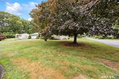 138 Magee Drive, Hamden, CT 06514 - Photo 30