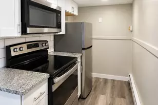 3 -17 Curve St, Branford, CT 06405 - Photo 1