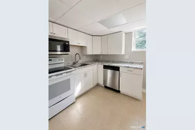 3-17 Curve Street #9, Branford, CT 06405 - Photo 4