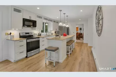 11 Brookside Court, East Hampton, CT 06424 - Photo 6