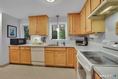 11 Brookside Court, East Hampton, CT 06424 - Photo 20