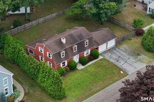 3 Anchorage Ln, Old Saybrook, CT 06475 - Photo 4