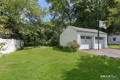 24 Henry Street, Darien, CT 06820 - Photo 14