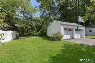 24 Henry St, Darien, CT 06820 - Photo 14