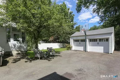 24 Henry Street, Darien, CT 06820 - Photo 2