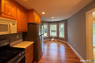 405 S Pine Creek Rd, Fairfield, CT 06824 - Photo 8