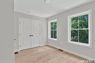 70 Whiting St, Plainville, CT 06062 - Photo 16
