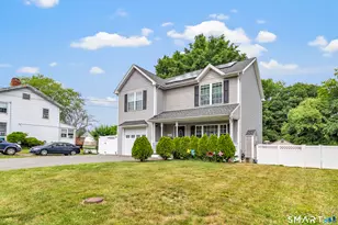 286 California St, Stratford, CT 06615 - Photo 2