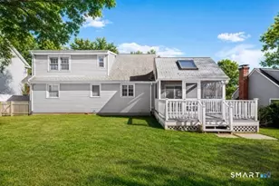 111 Mayweed Rd, Fairfield, CT 06824 - Photo 16
