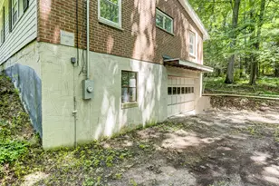 951 Woodruff St, Southington, CT 06489 - Photo 4