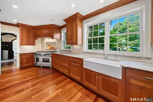 1716 Shippan Ave, Stamford, CT 06902 - Photo 16