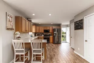 27 Maggie Court, Plymouth, CT 06786 - Photo 6