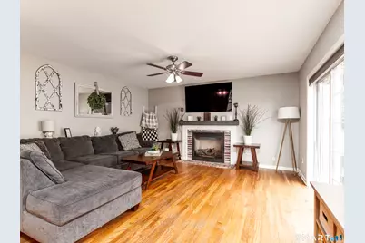 27 Maggie Court, Plymouth, CT 06786 - Photo 8