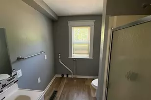 694 Enfield St, Enfield, CT 06082 - Photo 6