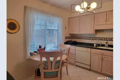 237 Strawberry Hill Avenue #23, Stamford, CT 06902 - Photo 6