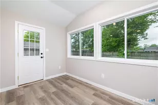 17 Audette Dr, Wallingford, CT 06492 - Photo 10