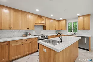 222 Silver Hill Ln, Stamford, CT 06905 - Photo 12