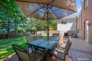 35 Fairwood Farms Dr, West Hartford, CT 06107 - Photo 30