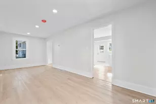 39 Edwards St, Hamden, CT 06517 - Photo 4
