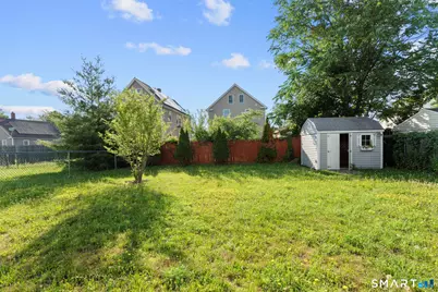 39 Edwards Street, Hamden, CT 06517 - Photo 16