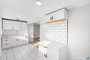 39 Edwards St, Hamden, CT 06517 - Photo 8