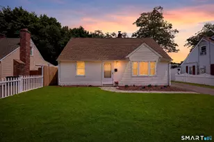 7 James St, East Haven, CT 06512 - Photo 2