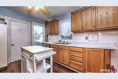 235 Union Avenue, West Haven, CT 06516 - Photo 16