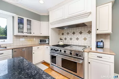 82 Ledyard Road, West Hartford, CT 06117 - Photo 14