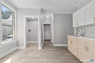 23 Wall St, Waterbury, CT 06705 - Photo 8