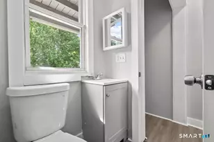 23 Wall St, Waterbury, CT 06705 - Photo 24