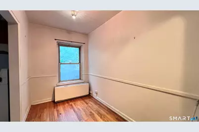 132 Woodside Green Street #1C, Stamford, CT 06905 - Photo 4